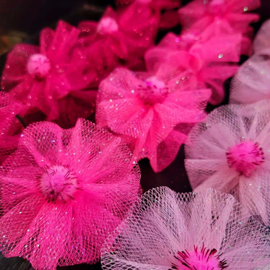 Pom Pom Bows