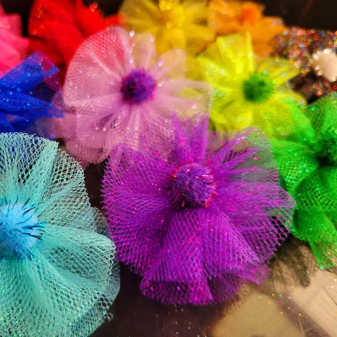 Pom Pom Bows