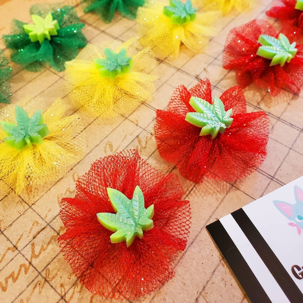420 Canna Bows